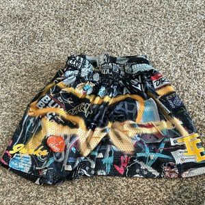 Inaka mesh shorts size large